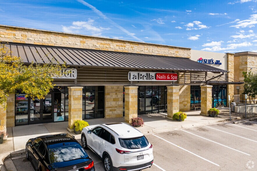 More Photos Of 5000 N Quinlan Park Rd, Austin Unknown For Lease