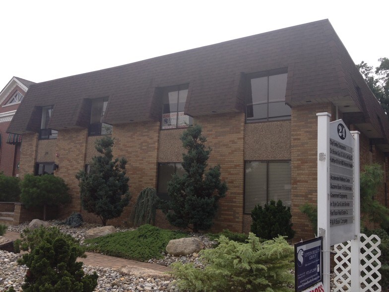 More Photos Of 24 Wyckoff Ave, Waldwick Medical For Sale