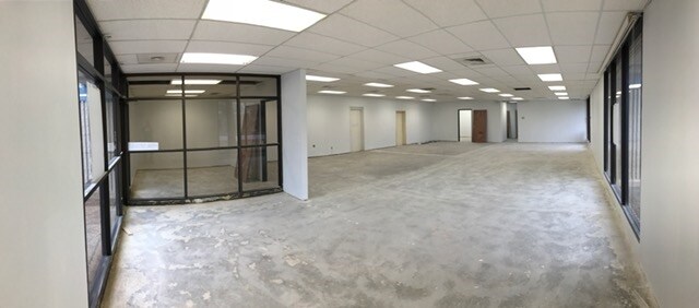 More Photos Of 2007 Kramer Ln, Austin General Retail For Lease