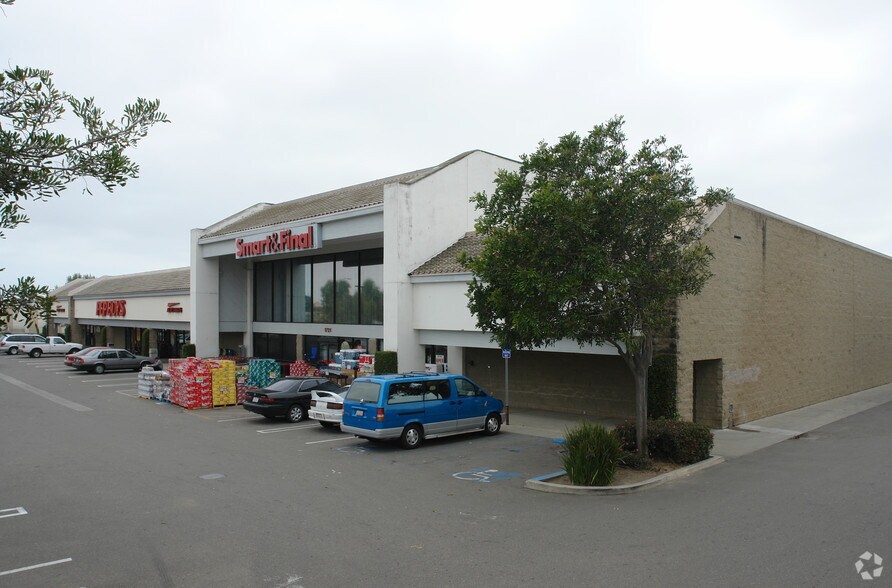 More Photos Of 1711-1723 S Broadway Dr, Santa Maria General Retail For Lease