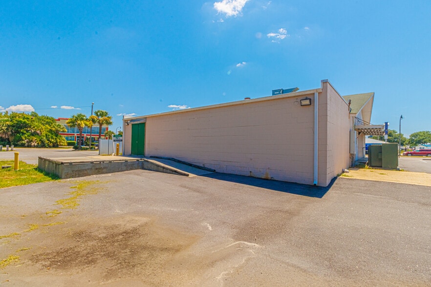 More Photos Of 100 S Kings Hwy, Myrtle Beach Fast Food For Lease