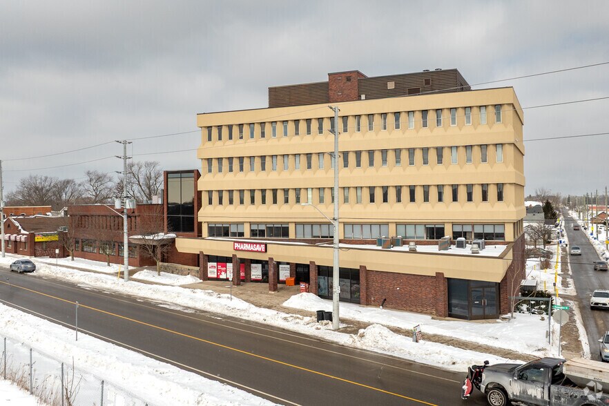 Primary Photo Of 145 Queenston St, St Catharines Office For Lease