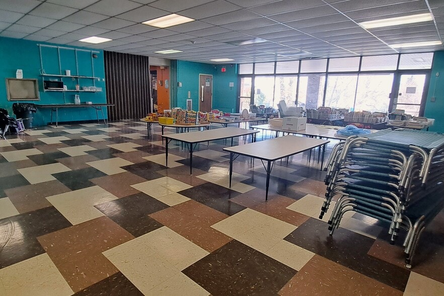 More Photos Of 115 Clinton Ave, New Rochelle Schools For Sale