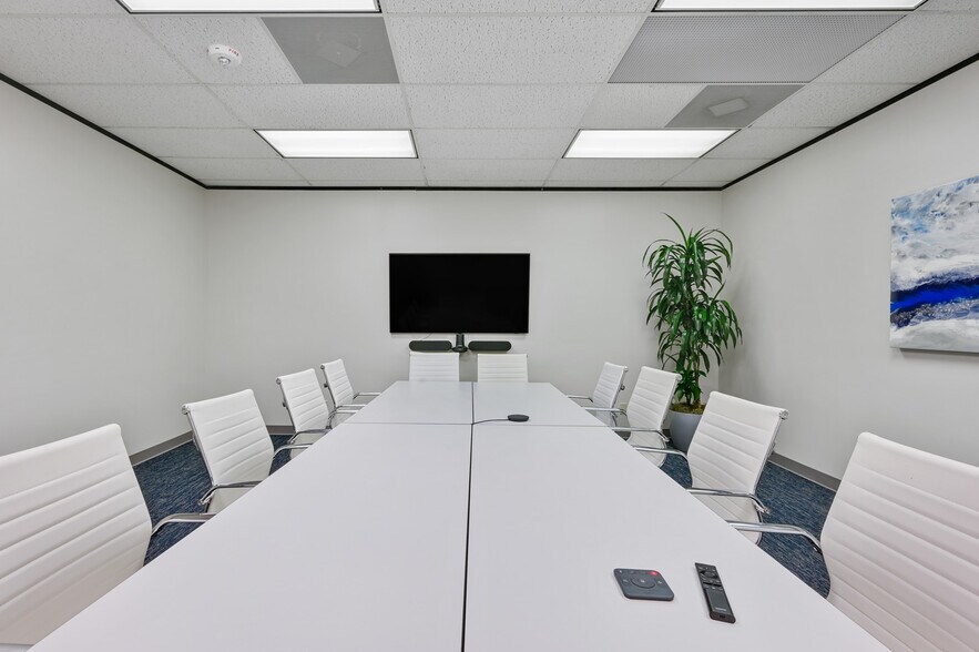 More Photos Of 2900 Weslayan St, Houston Office For Lease