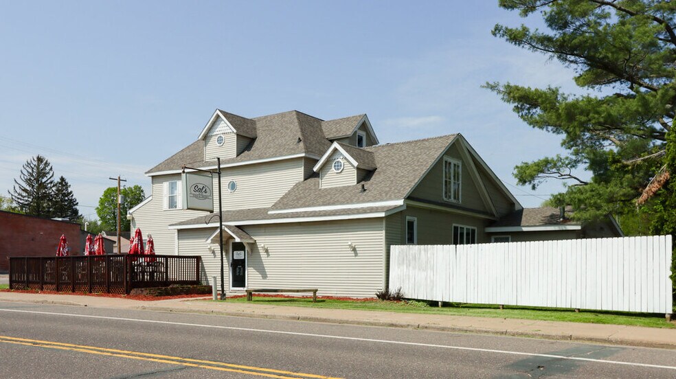 More Photos Of 2982 US Highway 63, Barronett Restaurant For Sale