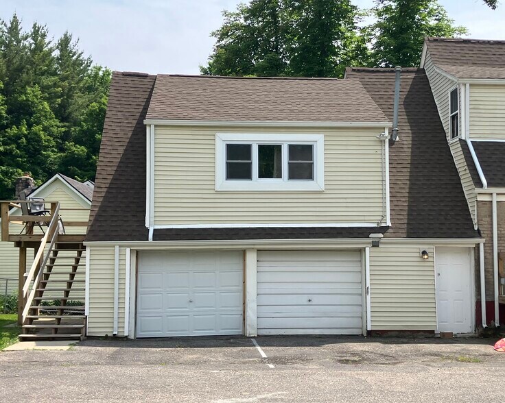 More Photos Of 259 S Lake Pleasant Rd, Attica Apartments For Sale