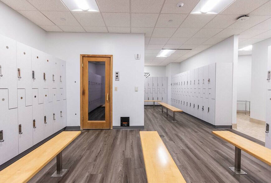 More Photos Of 7000 Midland Blvd, Amelia Office For Lease