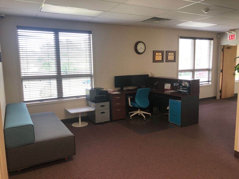More Photos Of 1727 Route 130, North Brunswick Office For Lease