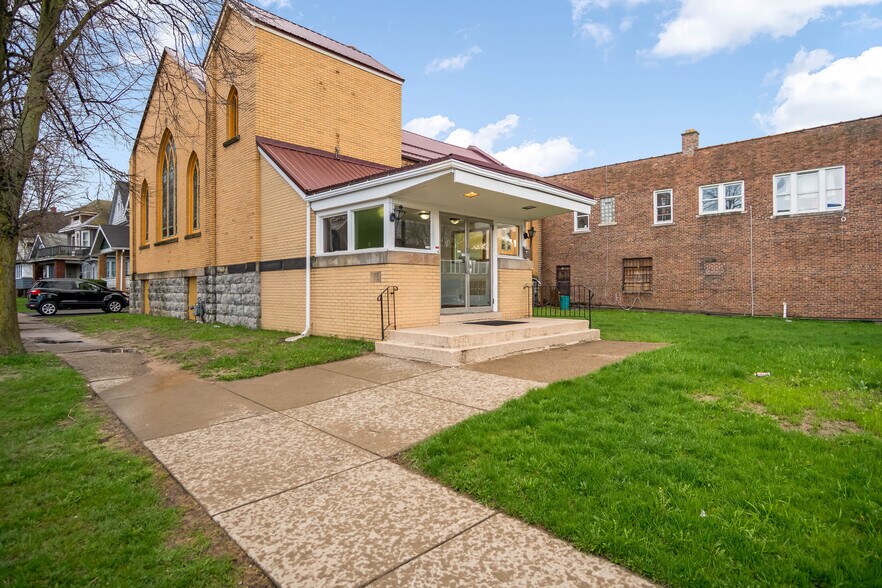 More Photos Of 3189 Main St, Buffalo Religious Facility For Sale