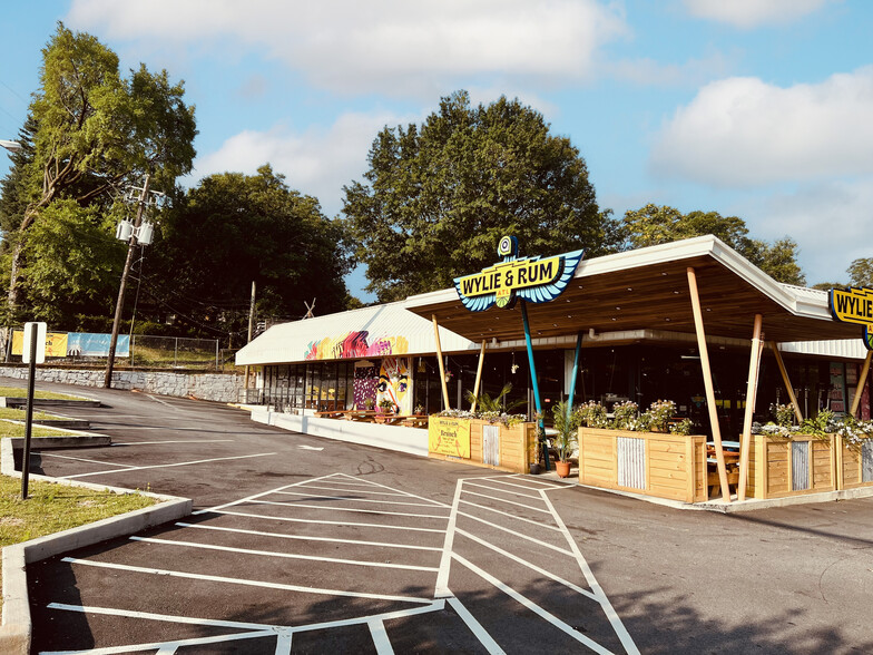 More Photos Of 45 Moreland Ave, Atlanta Freestanding For Lease