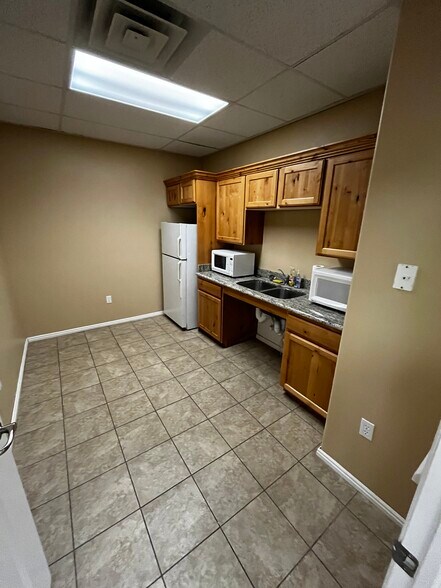 More Photos Of 1491 W 500 N, Lindon Warehouse For Sale
