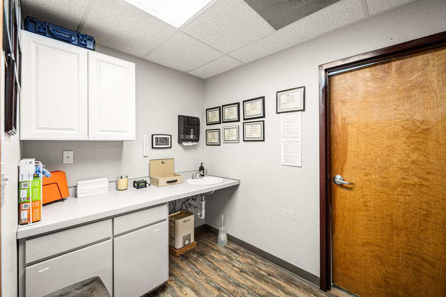 More Photos Of 1805-1821 Fortino Blvd, Pueblo Freestanding For Sale