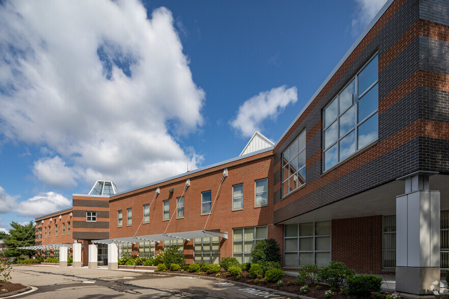 Primary Photo Of 144 Gould St, Needham Office For Lease