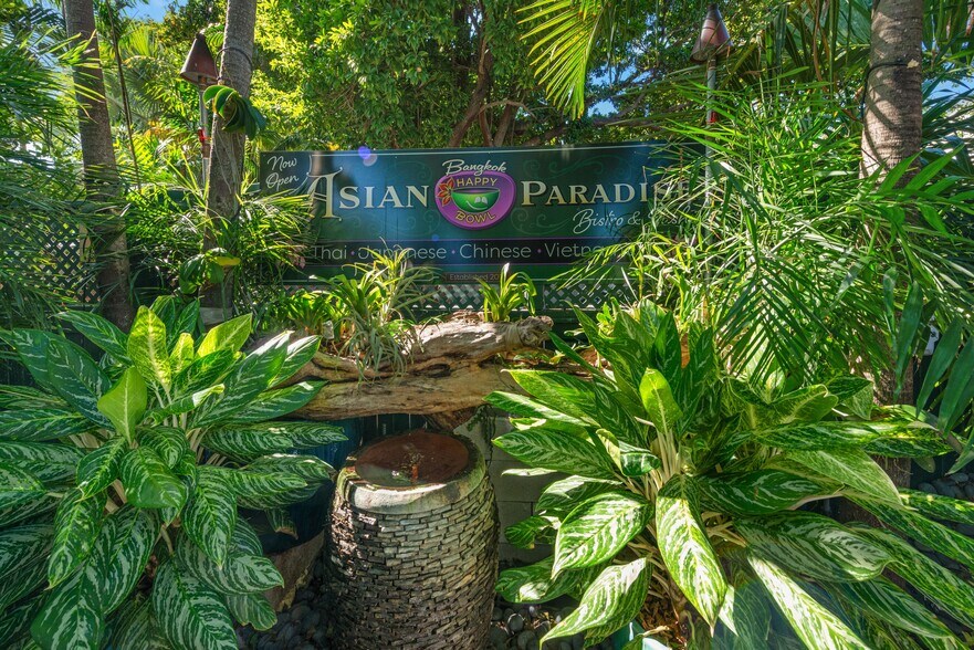 More Photos Of 816 Duval St, Key West Restaurant For Sale