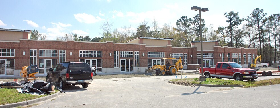 More Photos Of 7011 Rivers Ave, Charleston Office For Sale