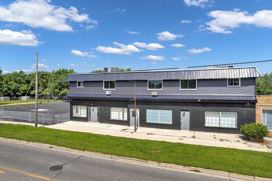 More Photos Of 548 Shattuck Rd, Saginaw Apartments For Sale