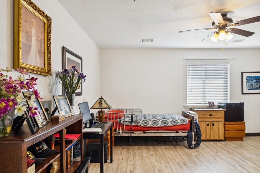 More Photos Of 8333 E Quarterline Rd, Mesa Assisted Living For Sale