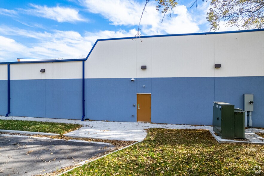 More Photos Of 2500 S 4th St, Leavenworth Drugstore For Sale