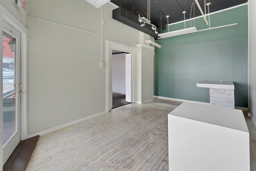 More Photos Of 5 Wharf Ave, Red Bank General Retail For Lease