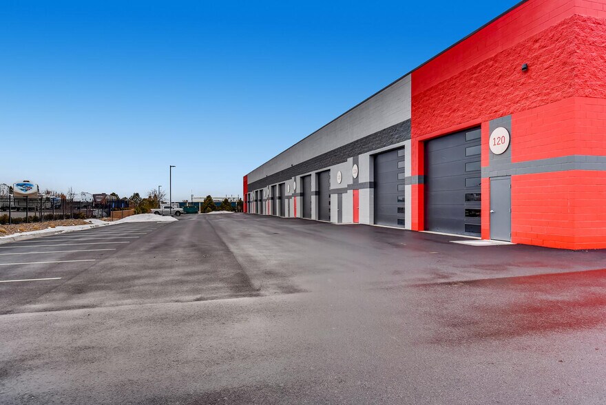 More Photos Of 1945 Deer Creek Rd, Monument Warehouse For Lease