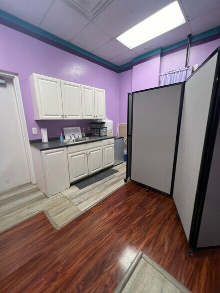 More Photos Of 7430 S 48th St, Phoenix Storefront For Lease