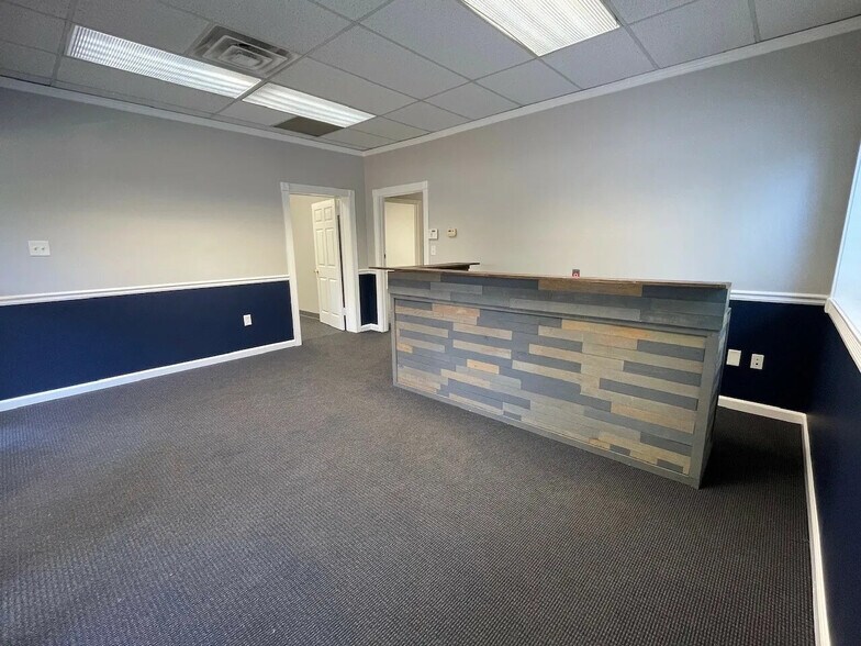More Photos Of 1920 Monroe Dr NE, Atlanta Office For Lease