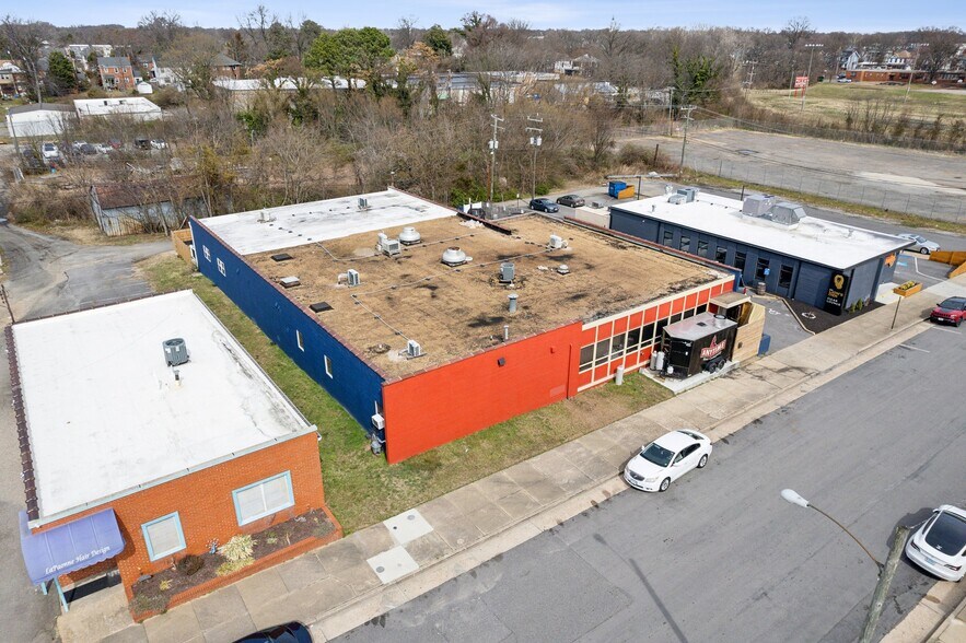 More Photos Of 704 Dawn St, Richmond Warehouse For Sale