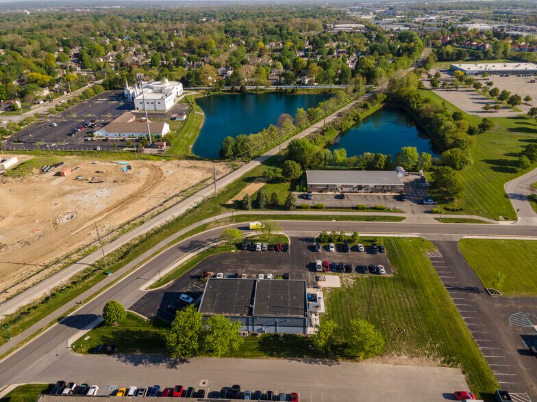 More Photos Of 11837 Technology Dr, Fishers Warehouse For Lease
