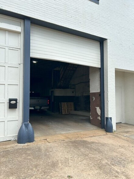 More Photos Of 511 11th St N, Birmingham Warehouse For Sale