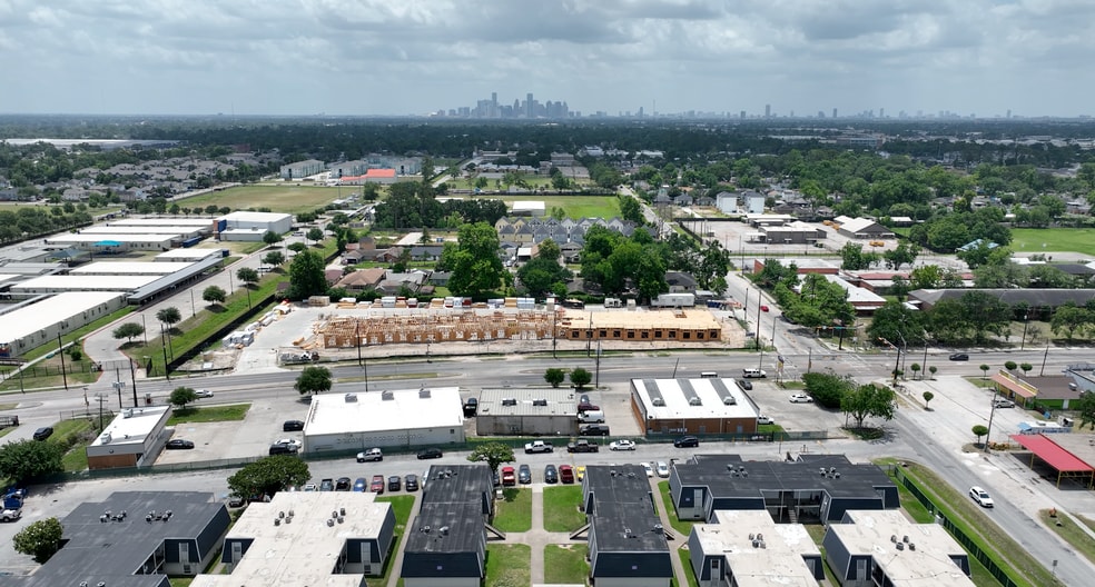 More Photos Of 319 Tidwell Rd, Houston Freestanding For Sale