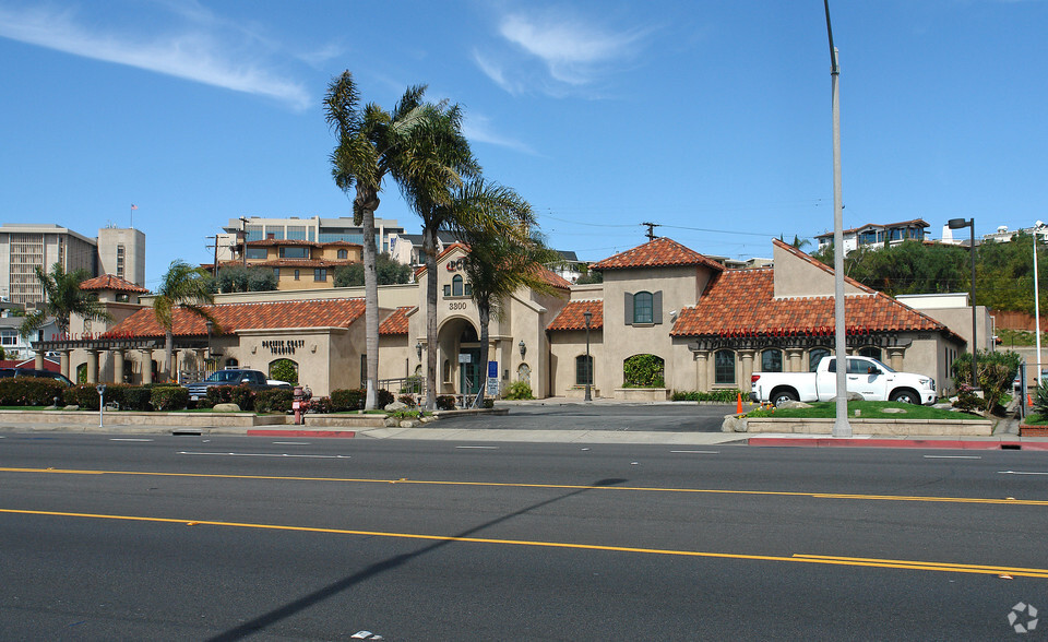 Primary Photo Of 3300 W Coast Hwy, Newport Beach Medical For Lease