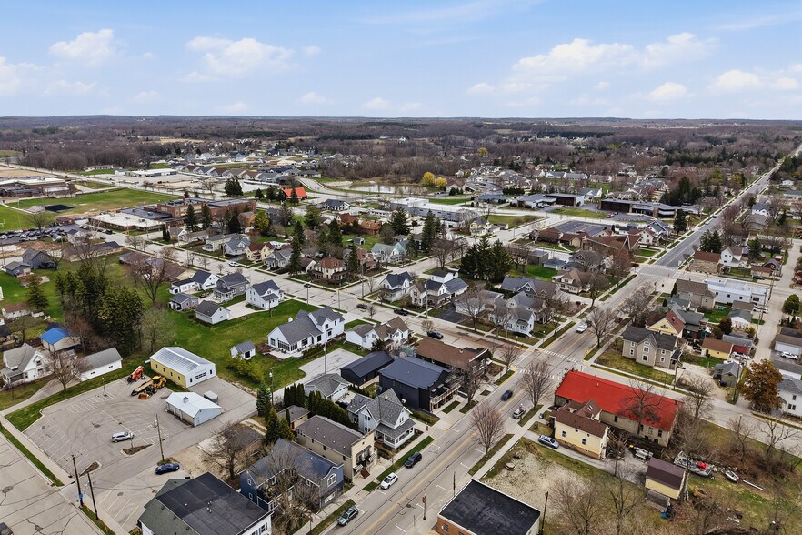 More Photos Of 171 E Rhine St, Elkhart Lake Apartments For Sale
