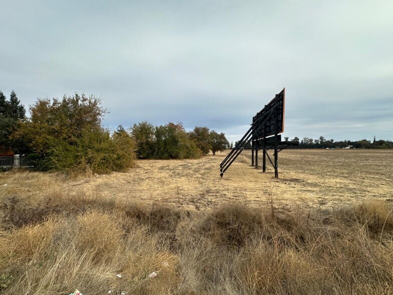 More Photos Of 11000 State Rte 99 East Fr rd, Morada Land For Sale