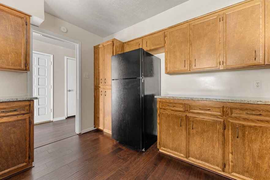 More Photos Of 2800 Stewart Dr, Waco Apartments For Sale