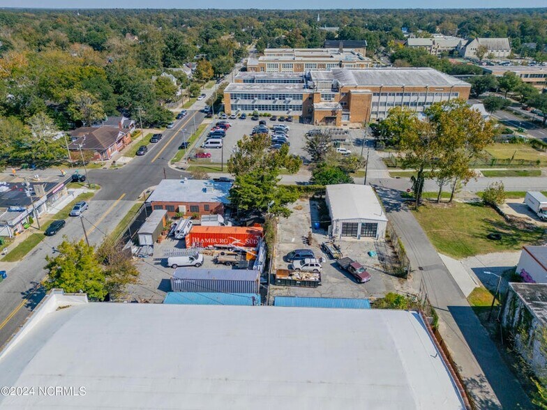 More Photos Of 1120 Princess St, Wilmington Storefront For Sale