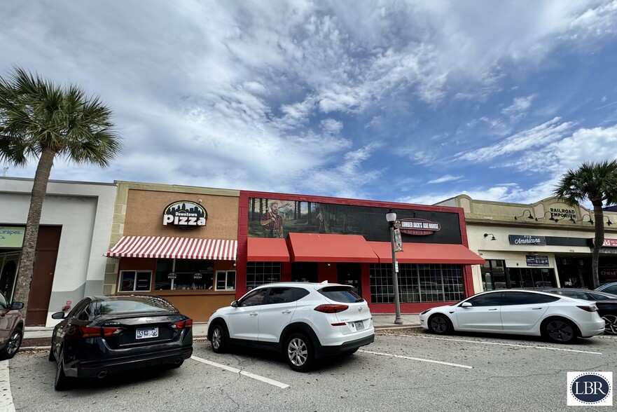 Primary Photo Of 918 E New Haven Ave, Melbourne General Retail For Lease