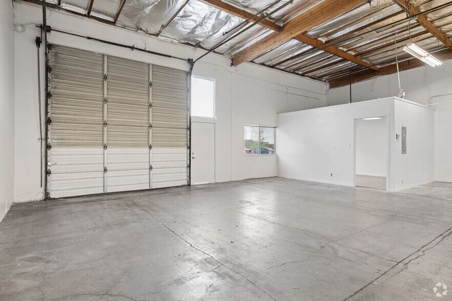 More Photos Of 299 Old County Rd, San Carlos Unknown For Lease