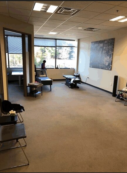 More Photos Of 7226 Lee Deforest Dr, Columbia Medical For Sale