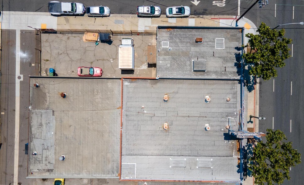 More Photos Of 16414-16424 Hawthorne Blvd, Lawndale Storefront For Sale