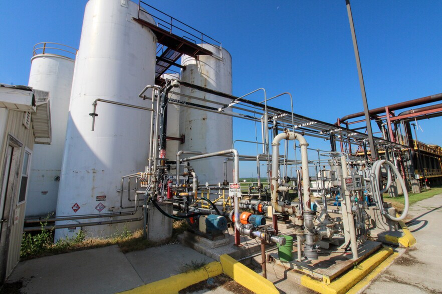 More Photos Of 6059 159th St, Galva Food Processing For Sale