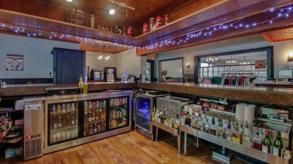 More Photos Of 2982 US Highway 63, Barronett Restaurant For Sale