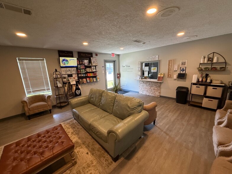 More Photos Of 4749 Odom Rd, Beaumont Office For Sale
