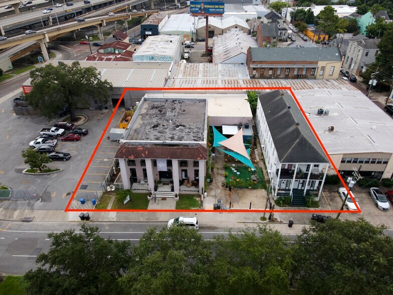 More Photos Of 1152 Camp St, New Orleans Office For Sale