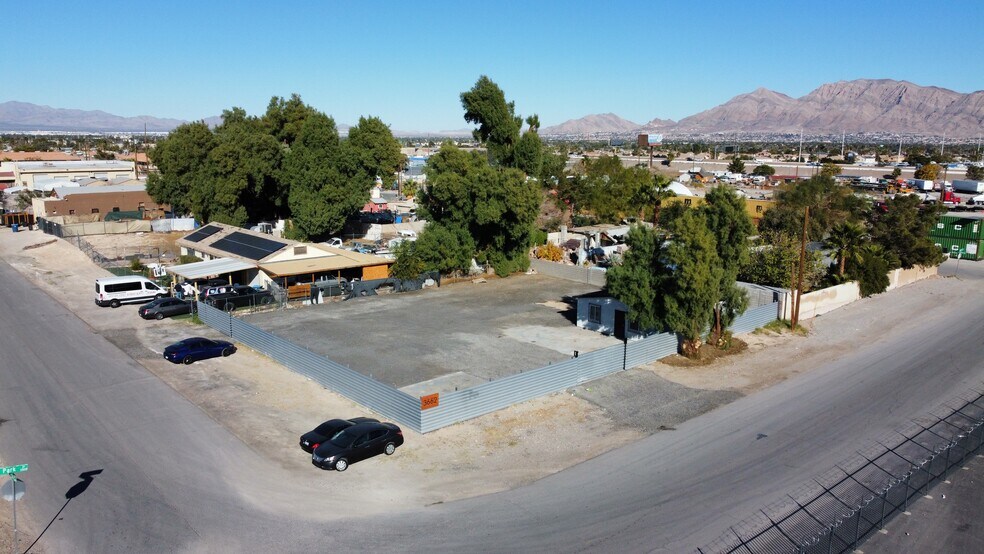 More Photos Of 3662 Park St, Las Vegas Industrial For Sale
