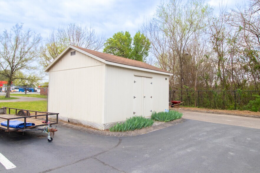 More Photos Of 1238 Sloan St, Murfreesboro Apartments For Sale