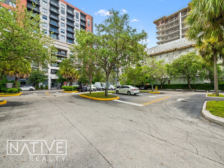 More Photos Of 634 NE 3rd Ave, Fort Lauderdale Office For Lease