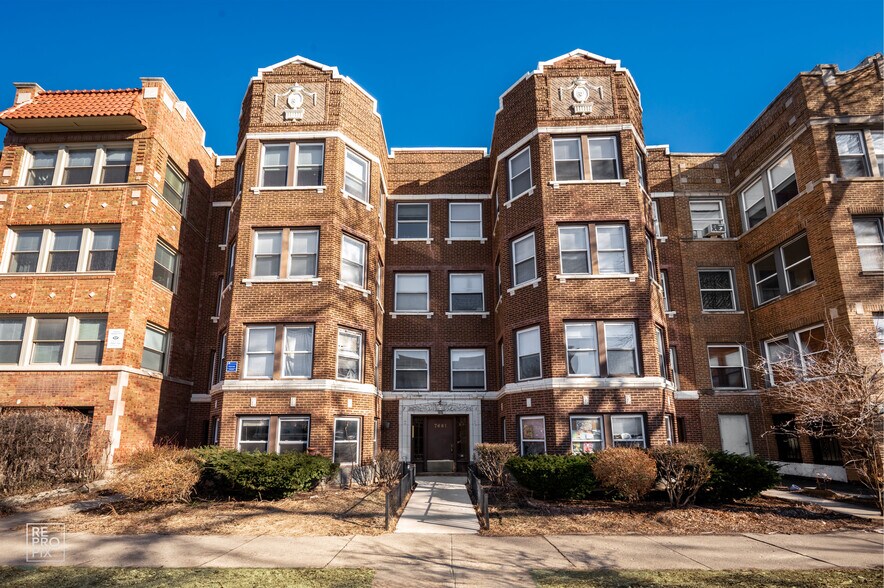 Primary Photo Of 7661 N Sheridan Rd, Chicago Apartments For Sale