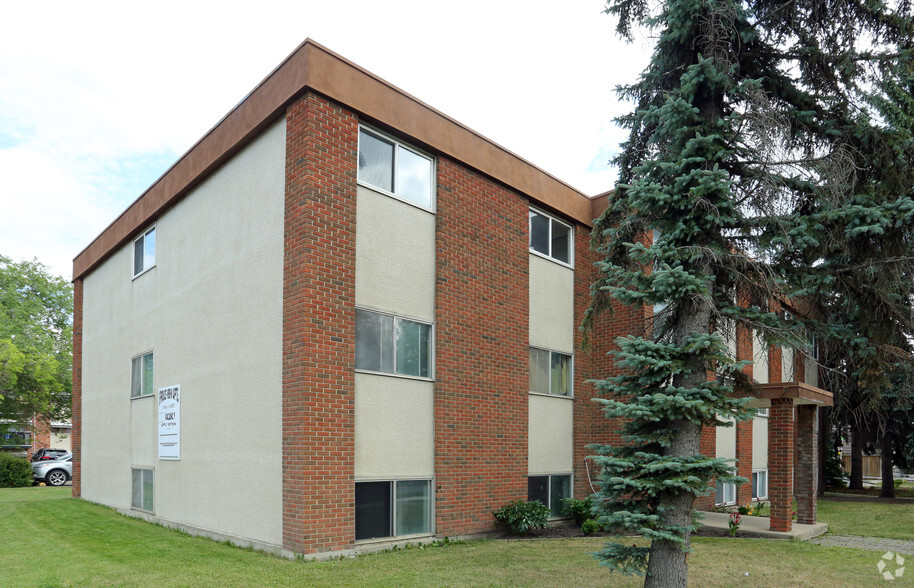 Primary Photo Of 11045 129th St NW, Edmonton Apartments For Sale