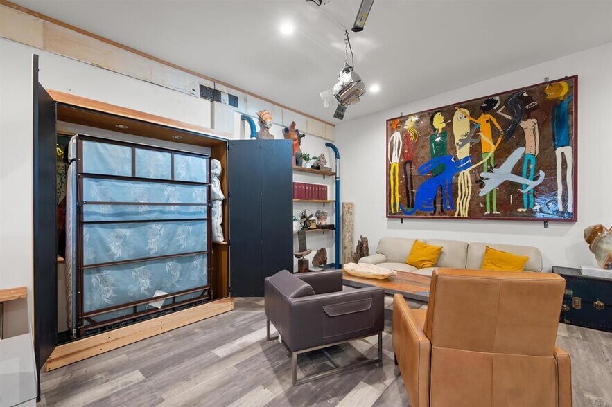 More Photos Of 5527 El Cajon Blvd, San Diego Storefront For Sale