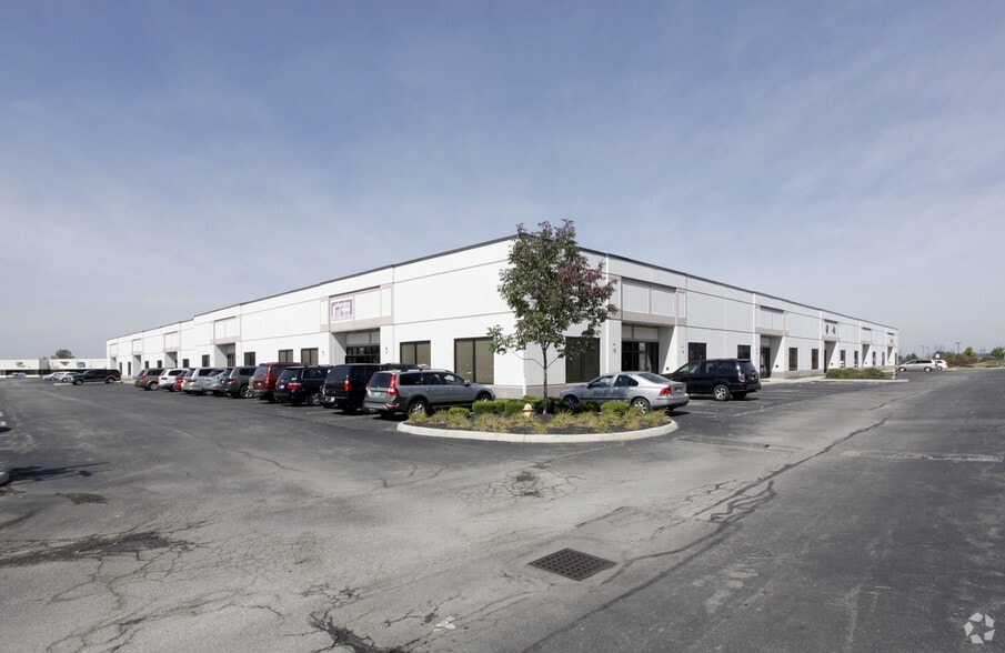 Primary Photo Of 8840-8884 Whitney Dr, Lewis Center Flex For Lease